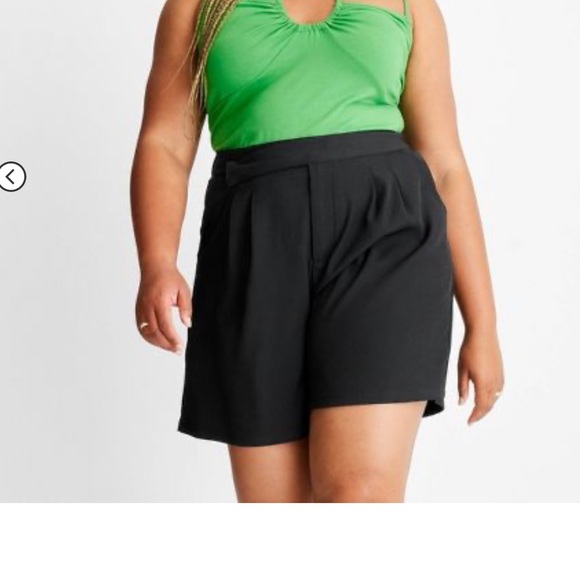 Last Chance! Worn 1X! Future Collective x Target Black Pleat Front Shorts, Sz 18 - Picture 6 of 6